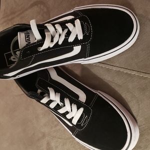 SLIGHTLY WORN Women's VANS Sneakers